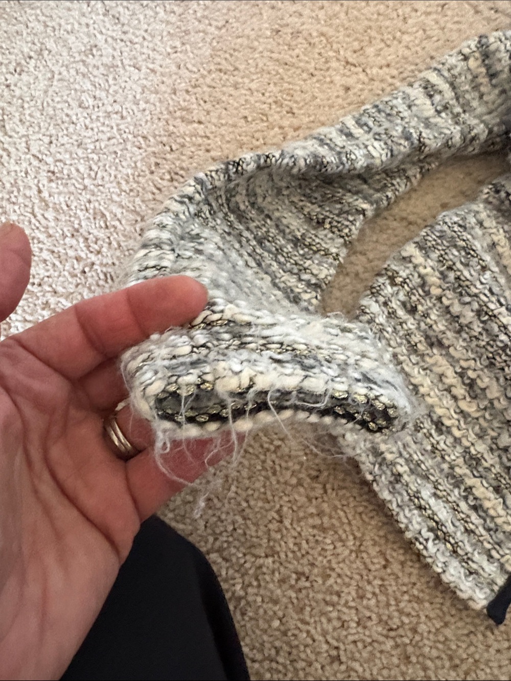 H&M Women's Black and White Textured Bouclé Open Cardigan - Picture 4 of 9